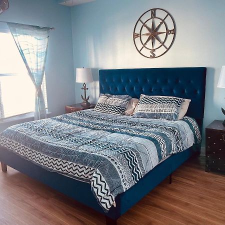 Gulf Coast Gold Private Condo - 2Bed, 2Bath, Sleep 6, Across Street From Beach, Balcony Views Of Sunsets, Beach & Gulf, Pool, Gym St. Pete Beach Exteriör bild